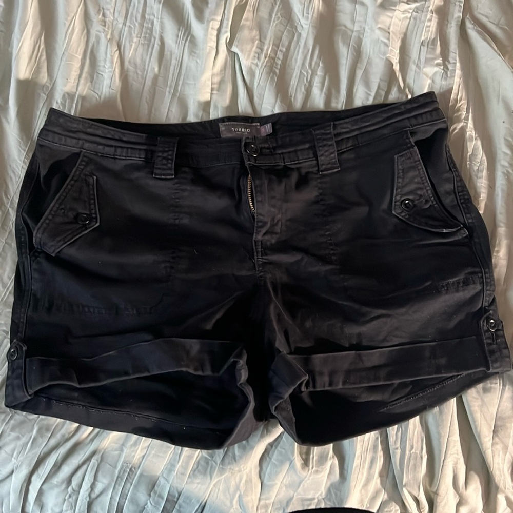 Torrid black shorts size 18